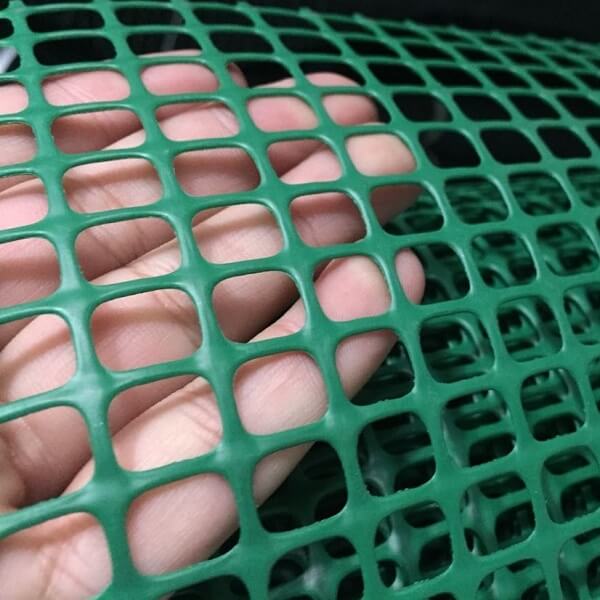 abertura da tela plástica quadrada vista de perto