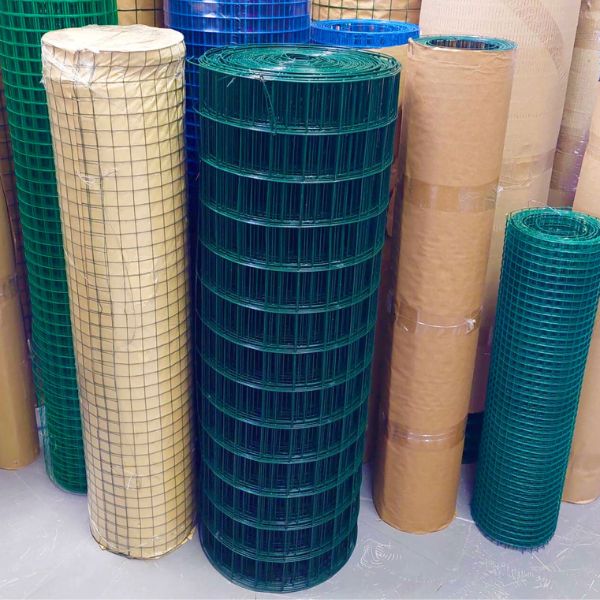 rolos da tela soldada revestida com pvc nas cores verde a azul