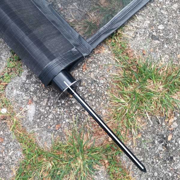 detalhe do pino de fixação do protetor de roçagem flexível
